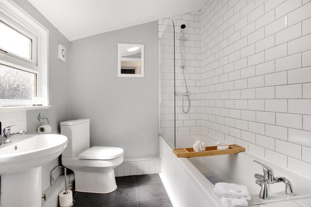 Elegantly 2-Bedroom In Ashington, Sleeps 3 Ashington  Zewnętrze zdjęcie