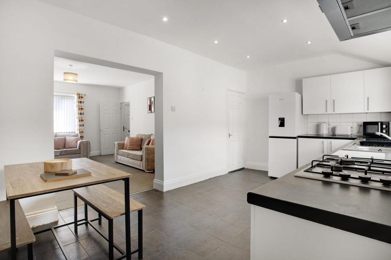 Elegantly 2-Bedroom In Ashington, Sleeps 3 Ashington  Zewnętrze zdjęcie