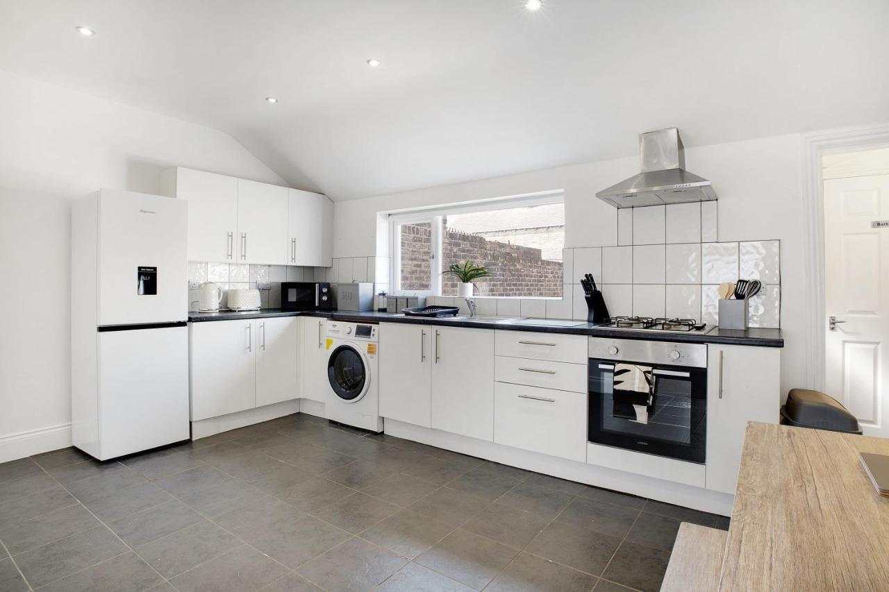 Elegantly 2-Bedroom In Ashington, Sleeps 3 Ashington  Zewnętrze zdjęcie