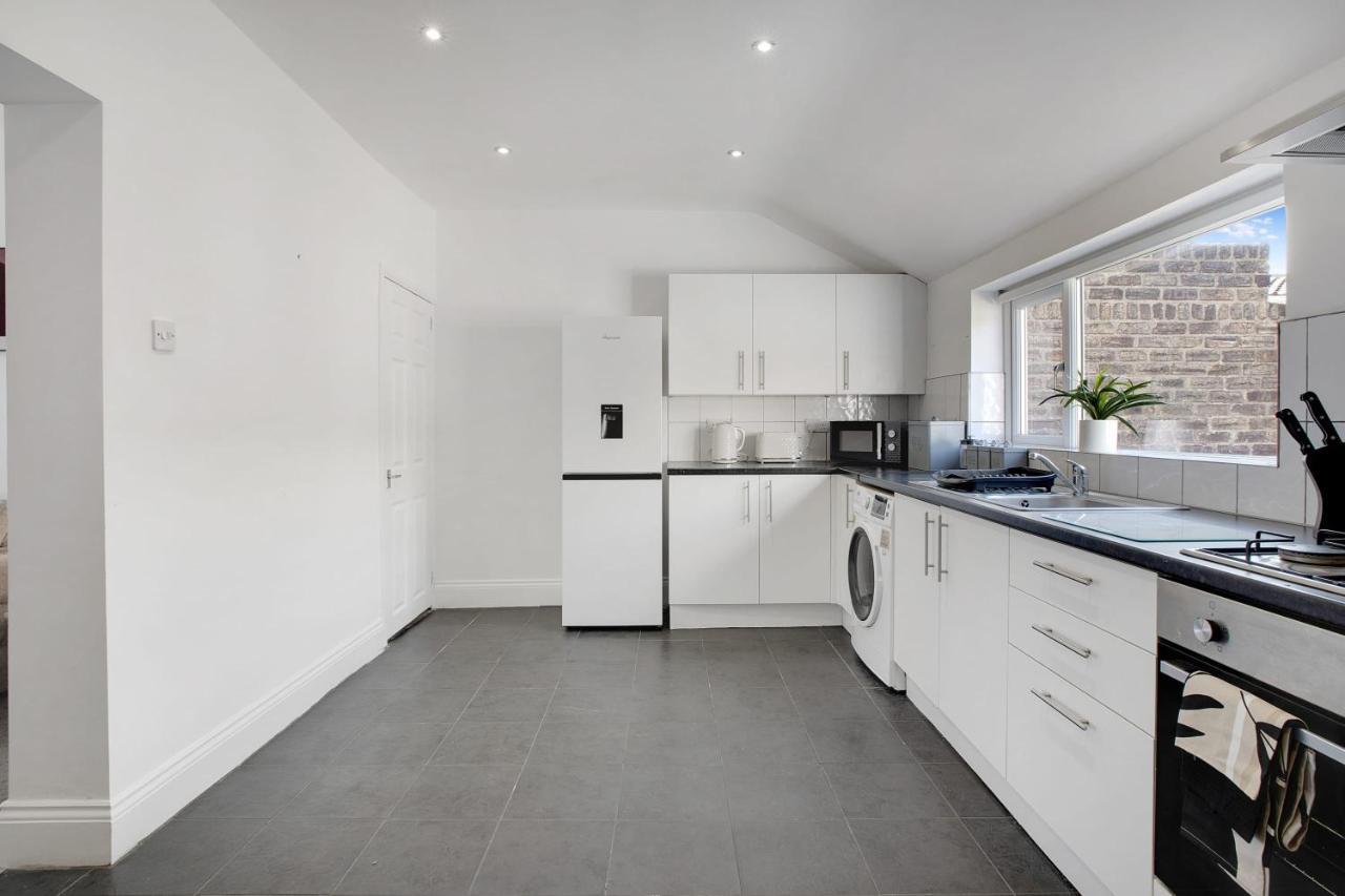 Elegantly 2-Bedroom In Ashington, Sleeps 3 Ashington  Zewnętrze zdjęcie